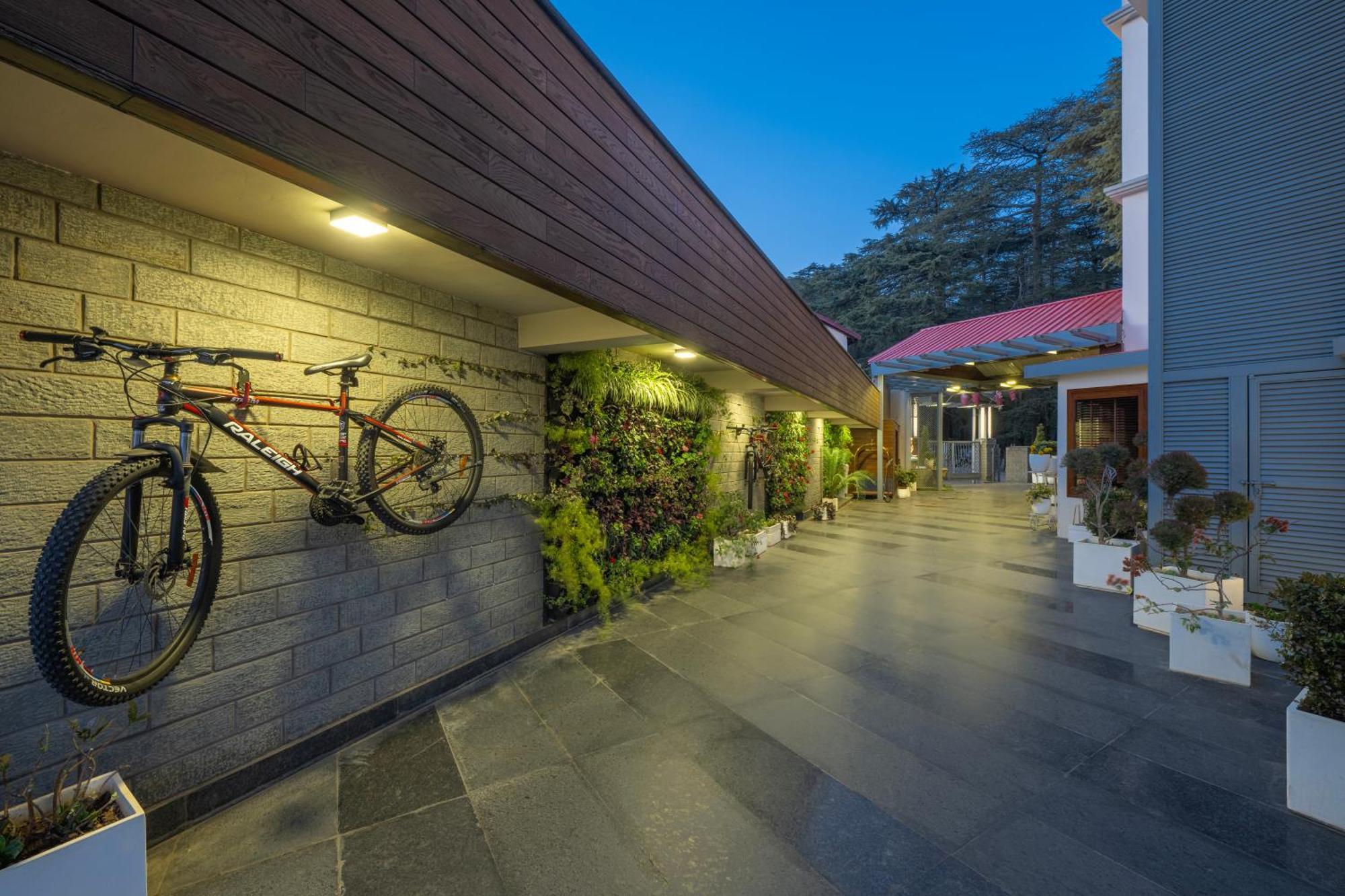 Welcomheritage Elysium Resort & Spa Shimla Buitenkant foto