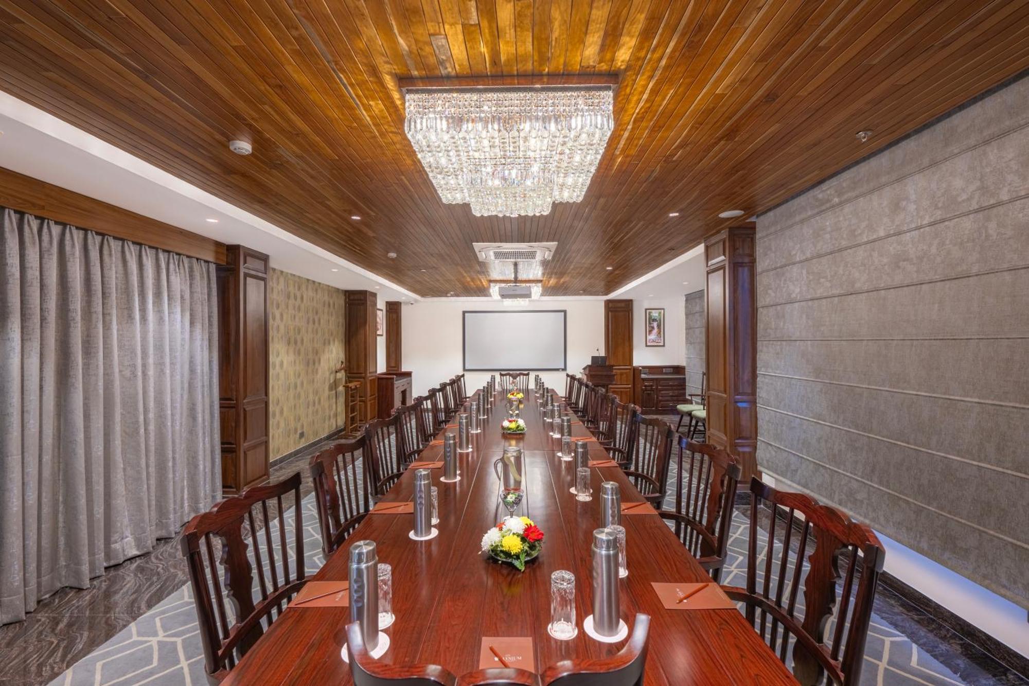 Welcomheritage Elysium Resort & Spa Shimla Buitenkant foto